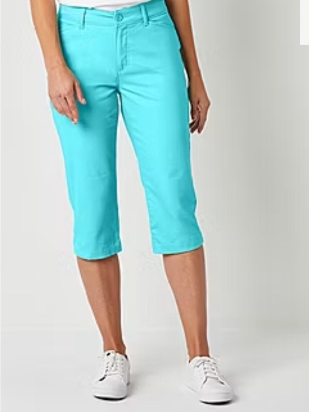 NWT St. John's Bay Turquoise Cropped Capri Pants